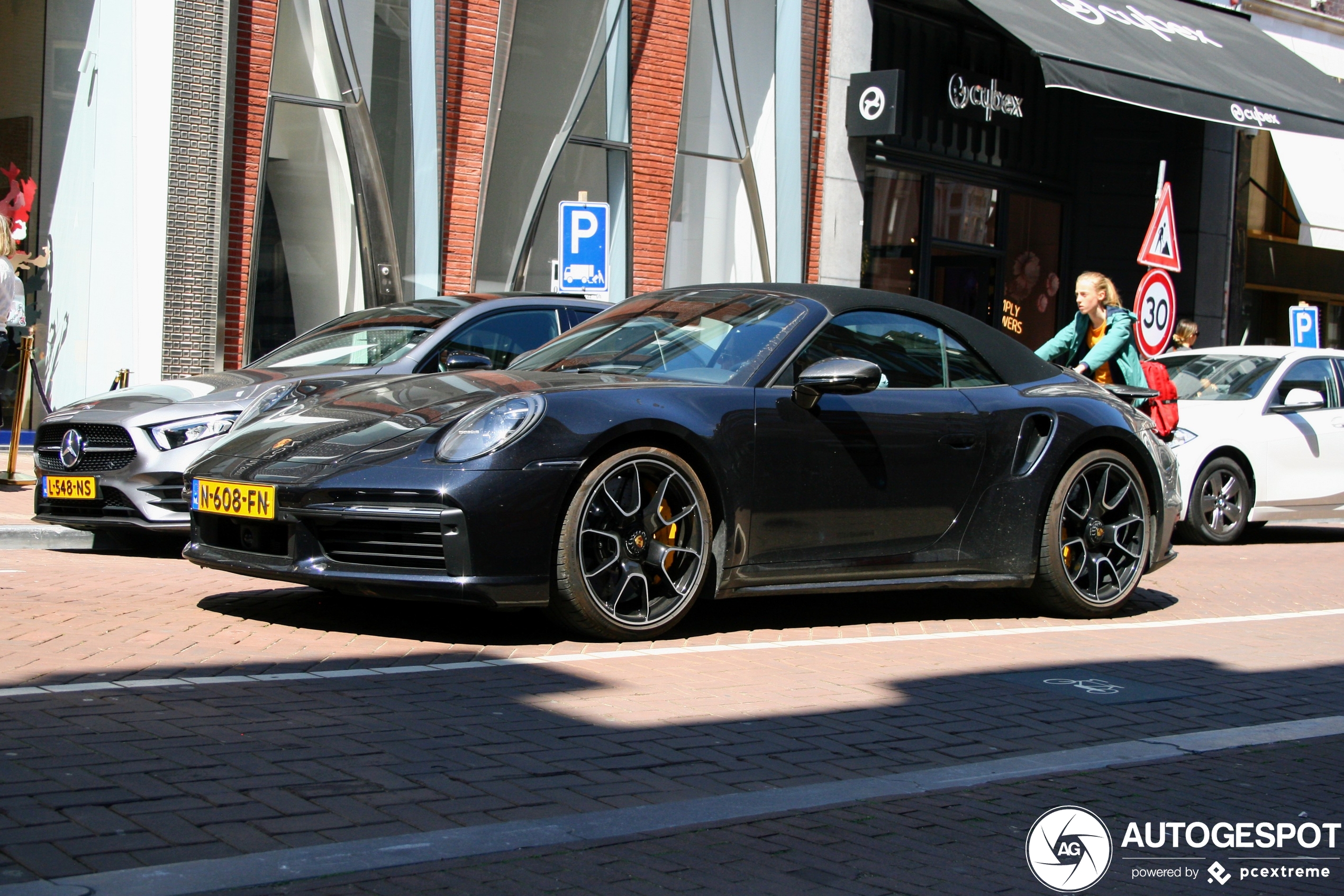 Porsche 992 Turbo S Cabriolet