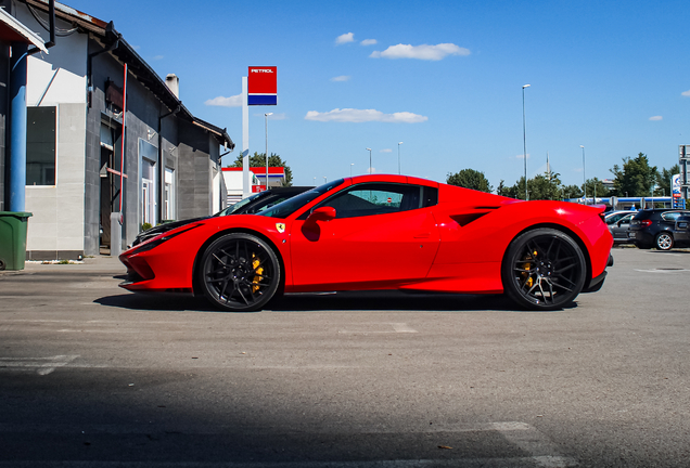 Ferrari F8 Spider