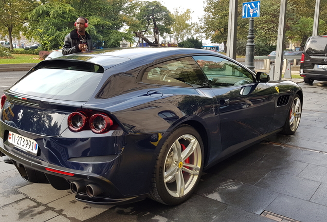 Ferrari GTC4Lusso