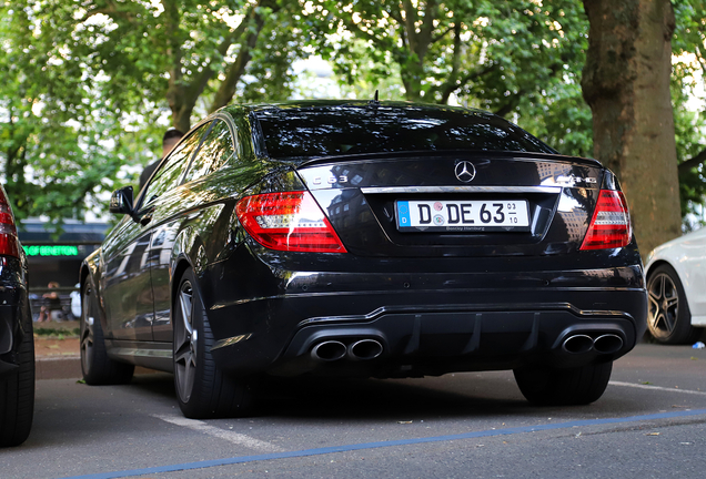 Mercedes-Benz C 63 AMG Coupé