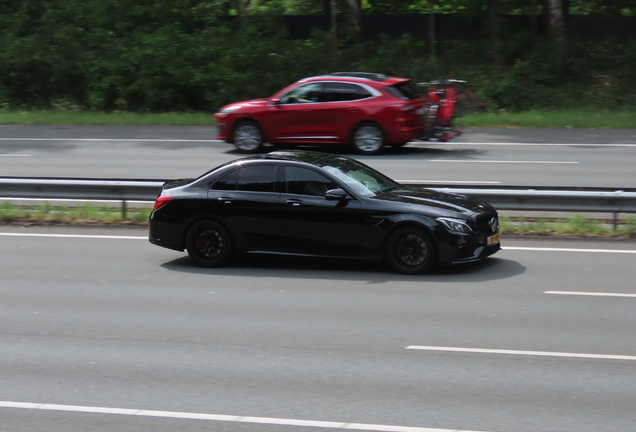 Mercedes-AMG C 63 S W205