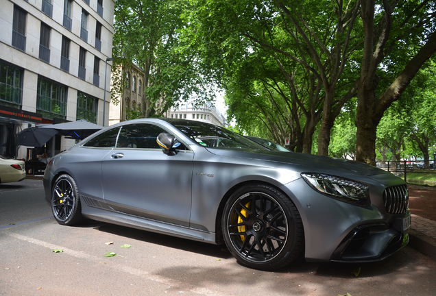 Mercedes-AMG S 63 Coupé C217 2018 Yellow Night Edition