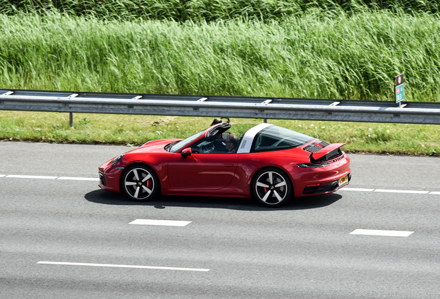 Porsche 992 Targa 4S