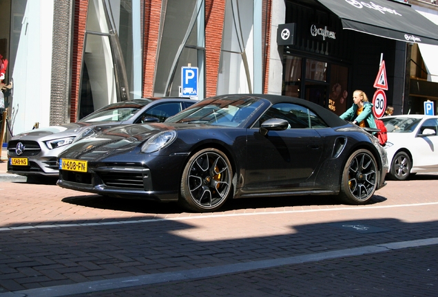 Porsche 992 Turbo S Cabriolet