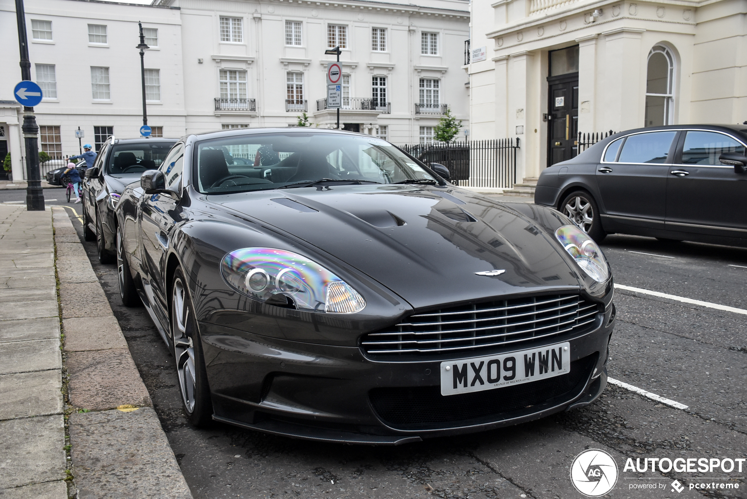 Aston Martin DBS