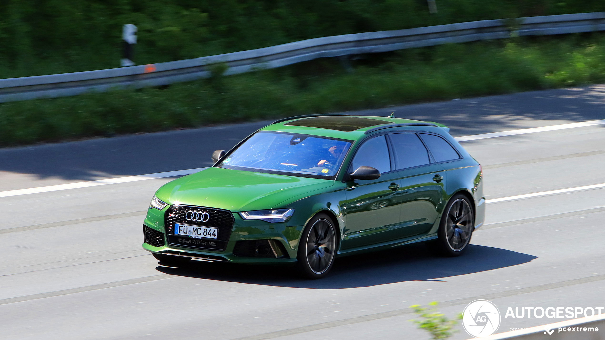 Audi RS6 Avant C7 2015