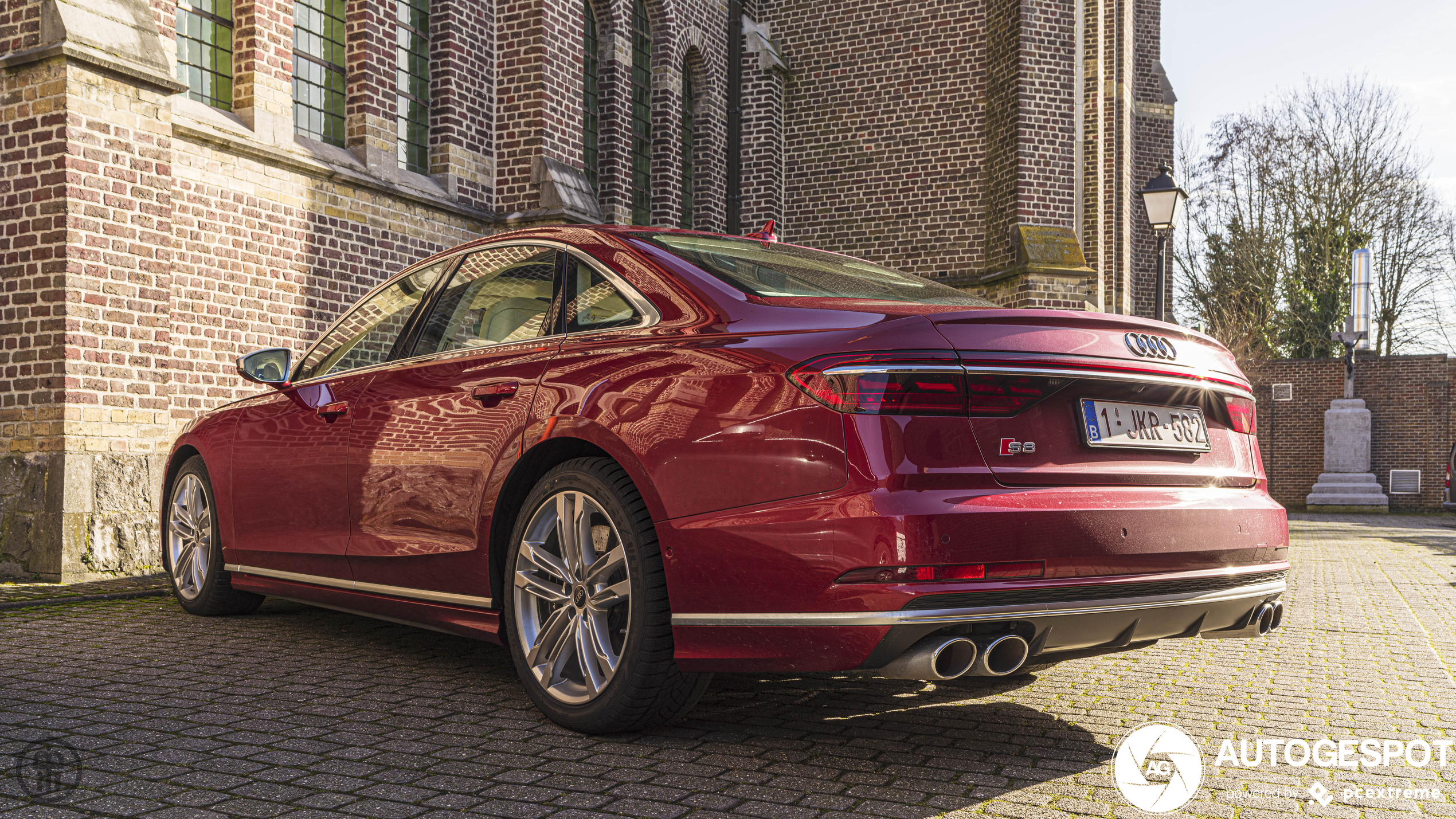 Audi S8 D5