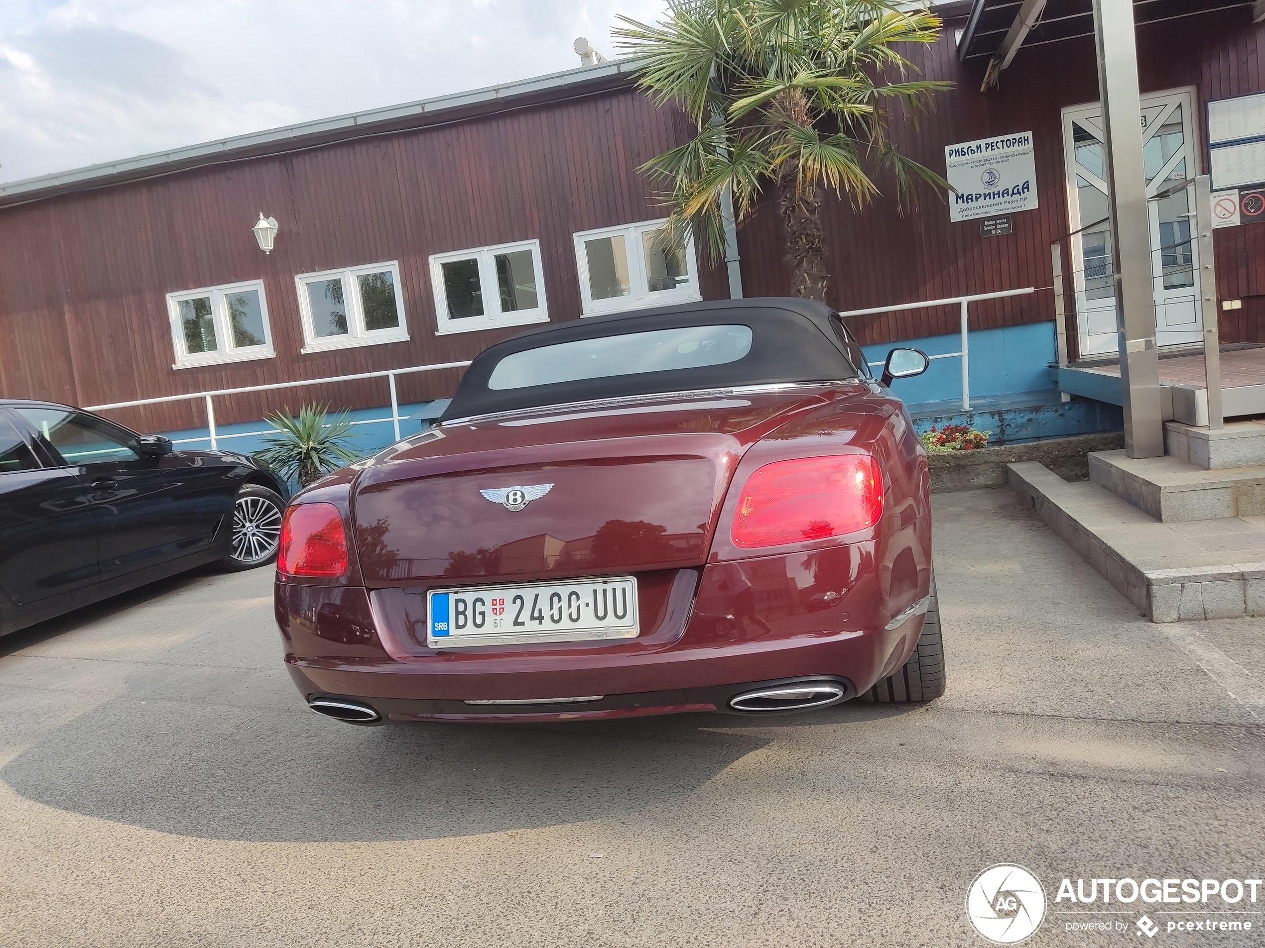 Bentley Continental GTC 2012