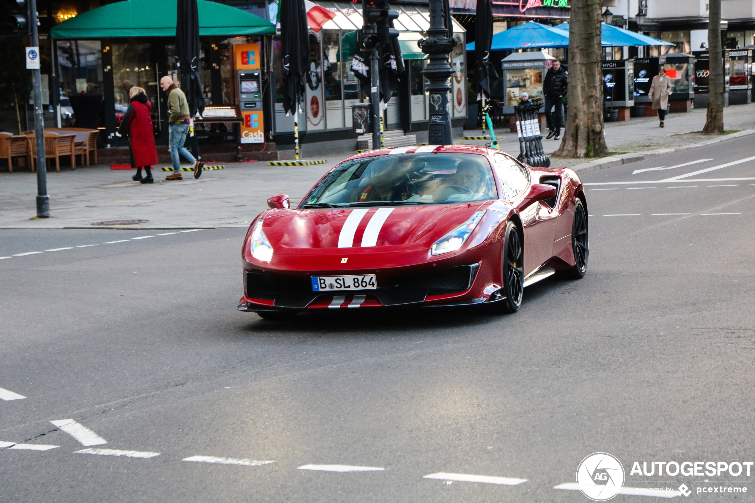 Ferrari 488 Pista