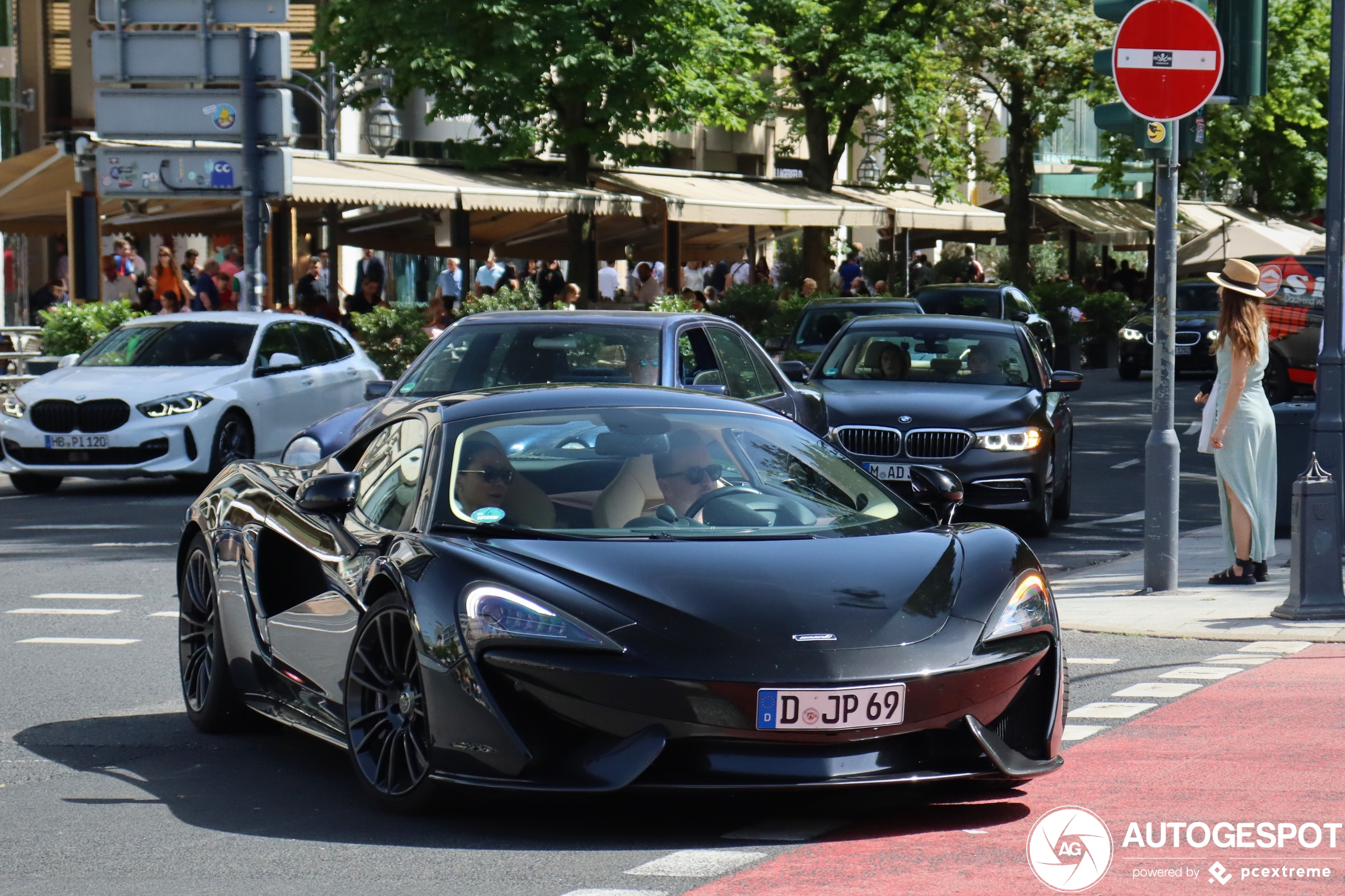 McLaren 570S