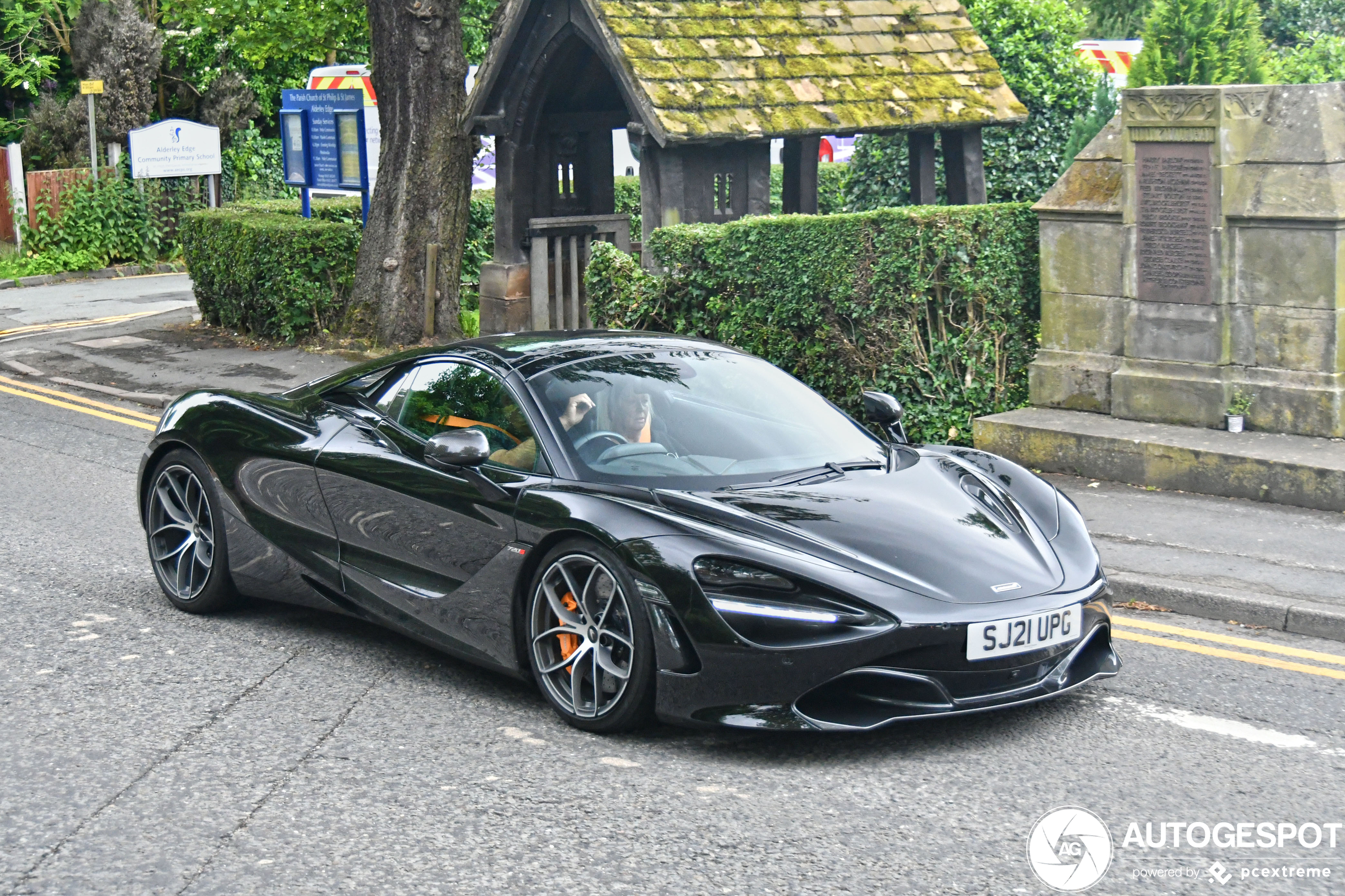 McLaren 720S Spider