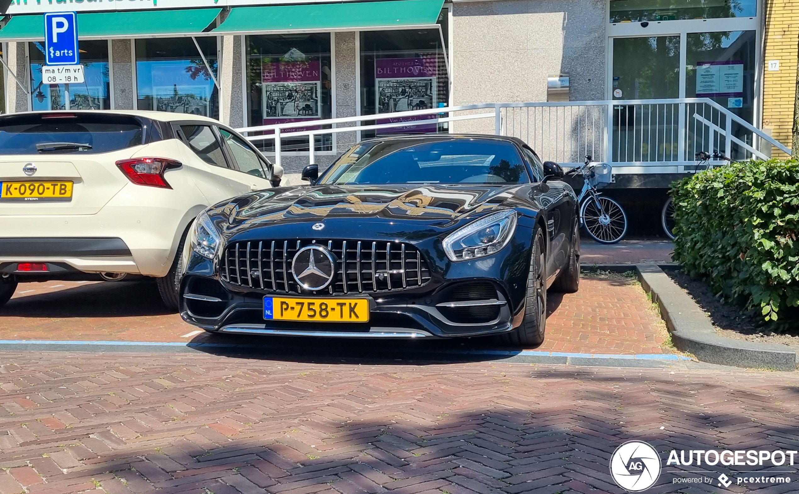 Mercedes-AMG GT Roadster R190