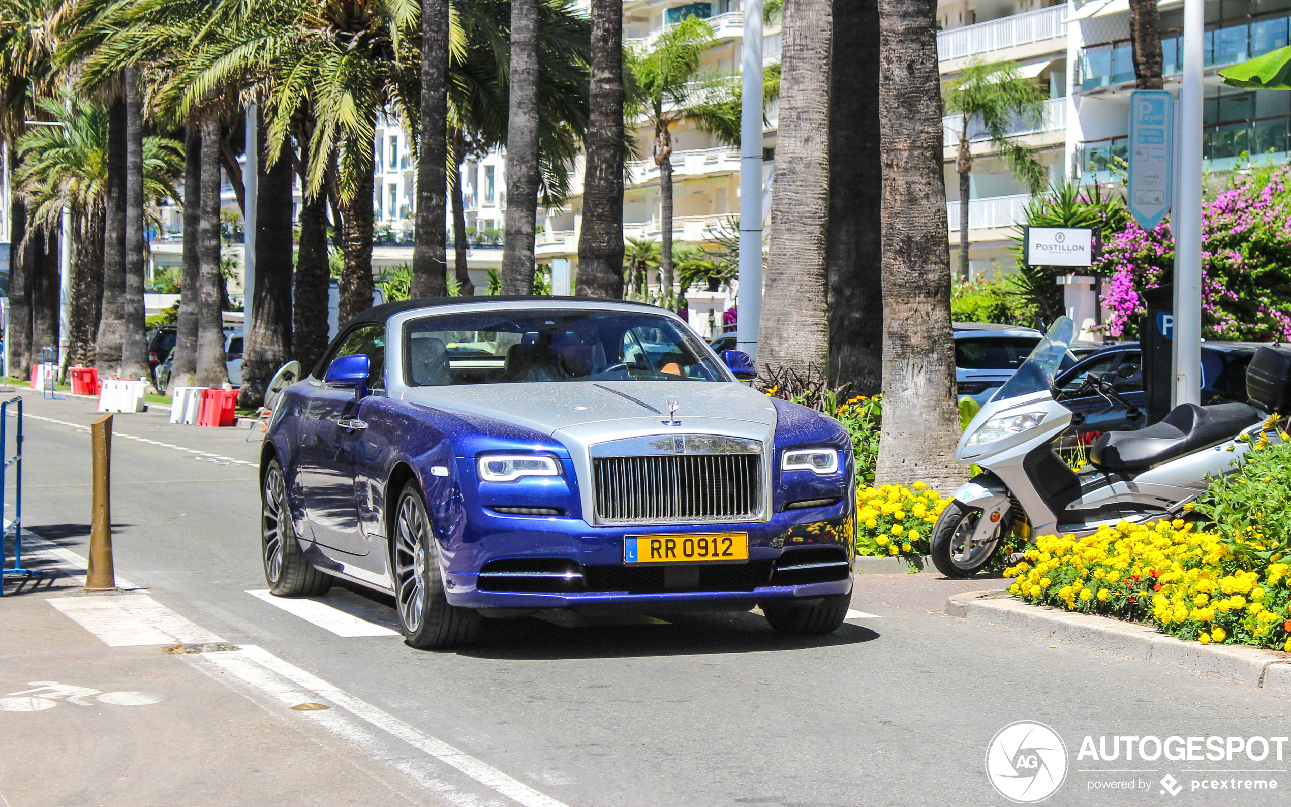 Rolls-Royce Dawn