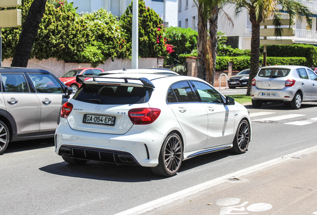 Mercedes-AMG A 45 W176 2015