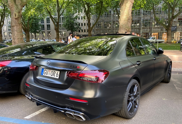 Mercedes-AMG E 63 S W213 2021