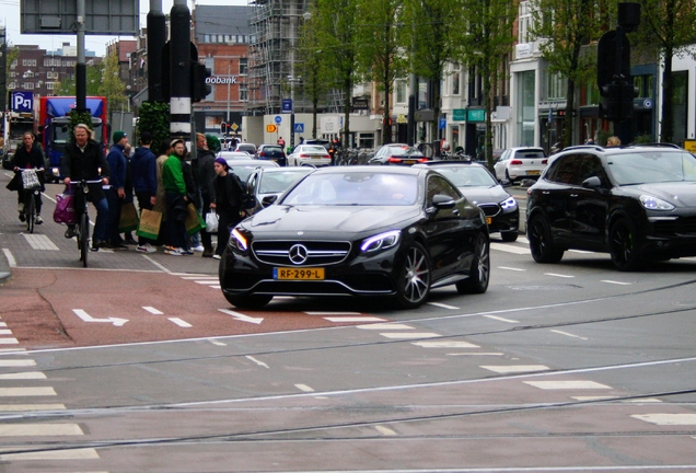 Mercedes-AMG S 63 Coupé C217