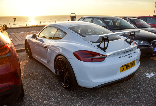 Porsche 981 Cayman GT4