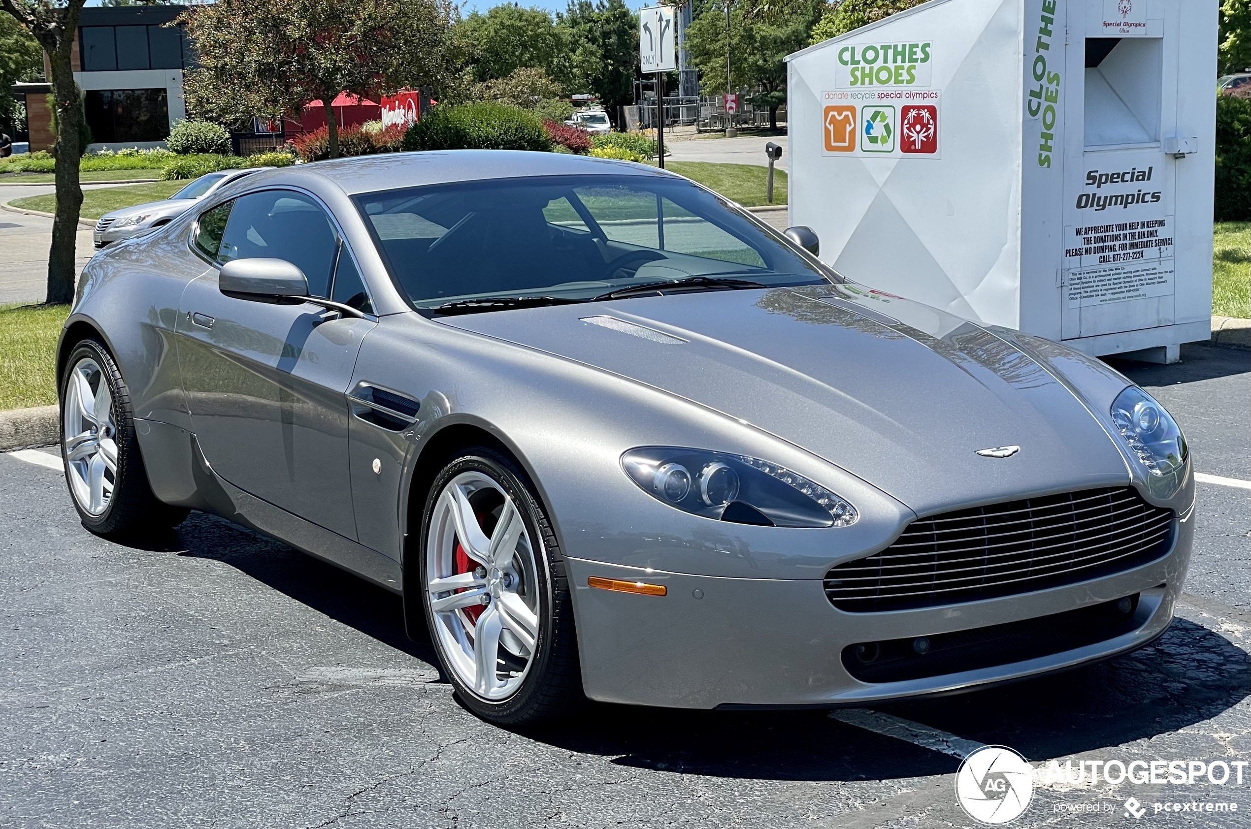 Aston Martin V8 Vantage