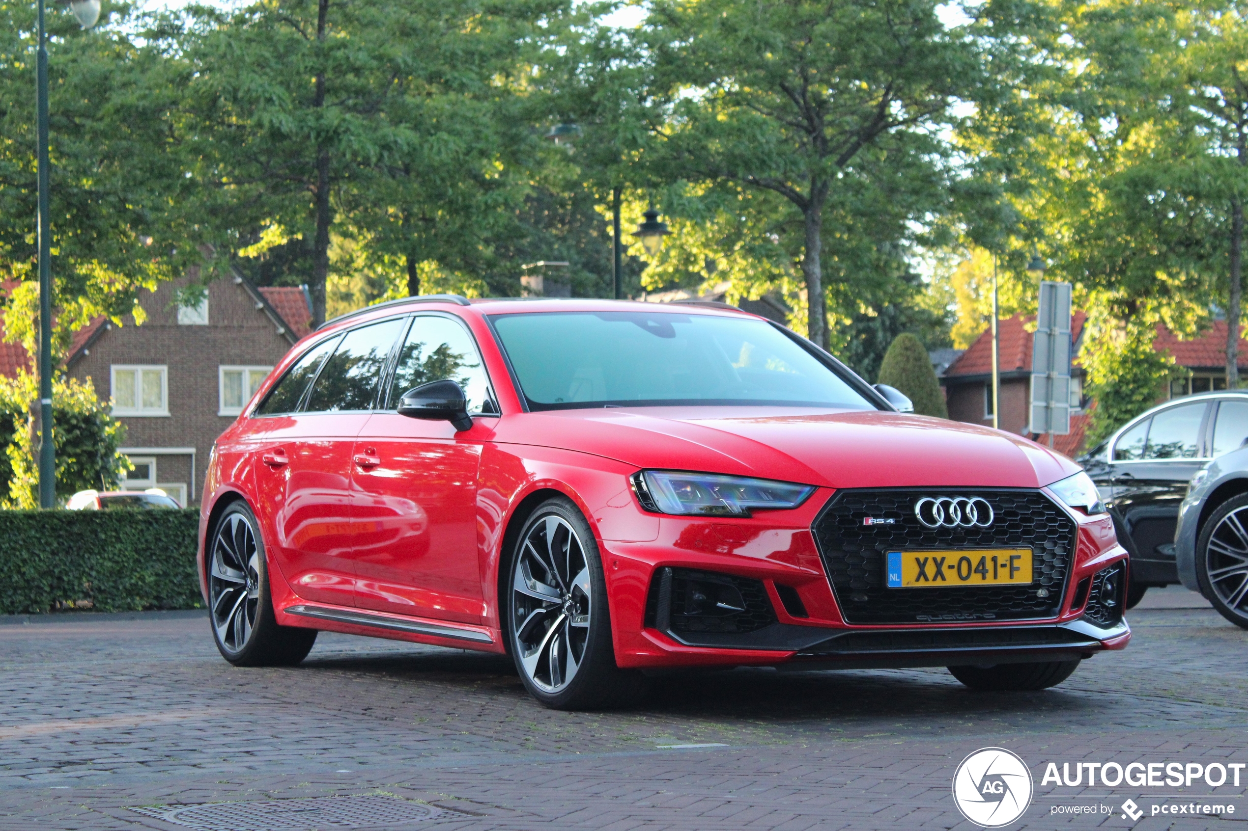 Audi RS4 Avant B9