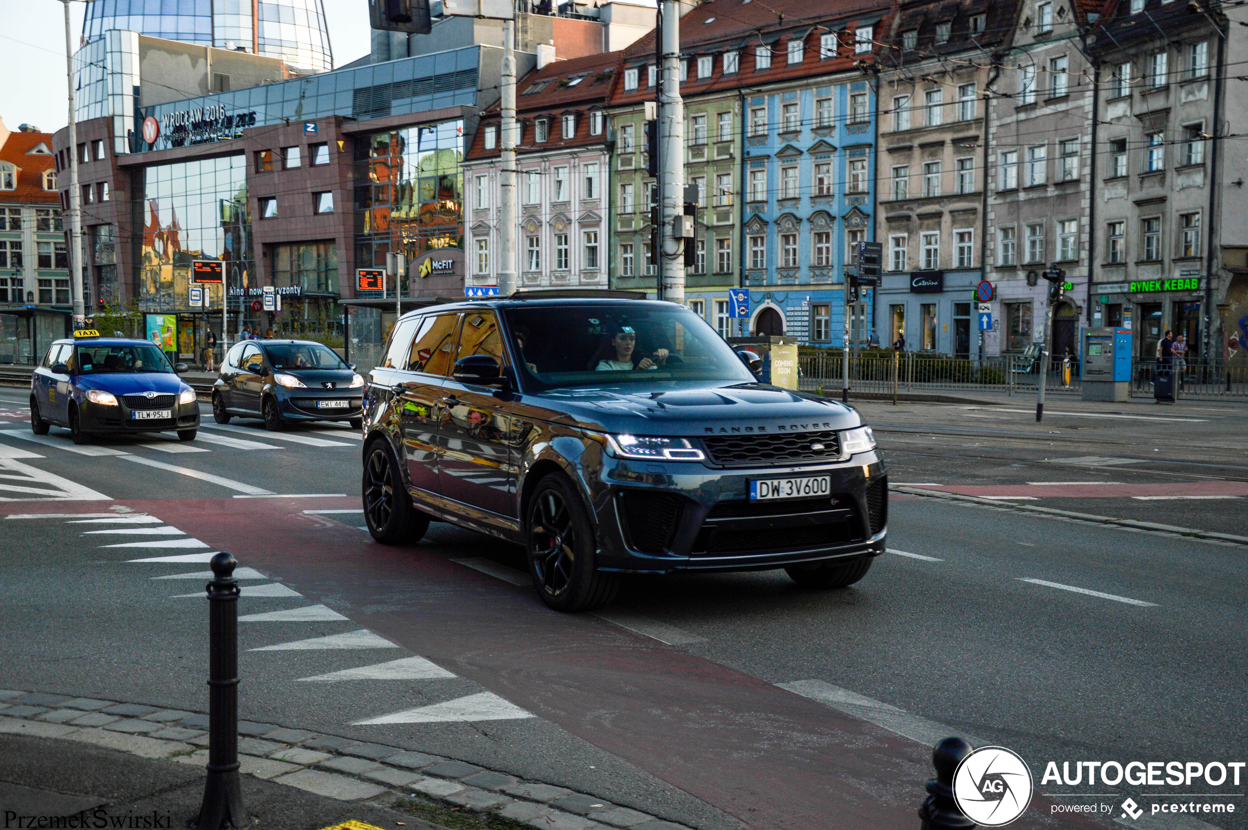 Land Rover Range Rover Sport SVR 2018