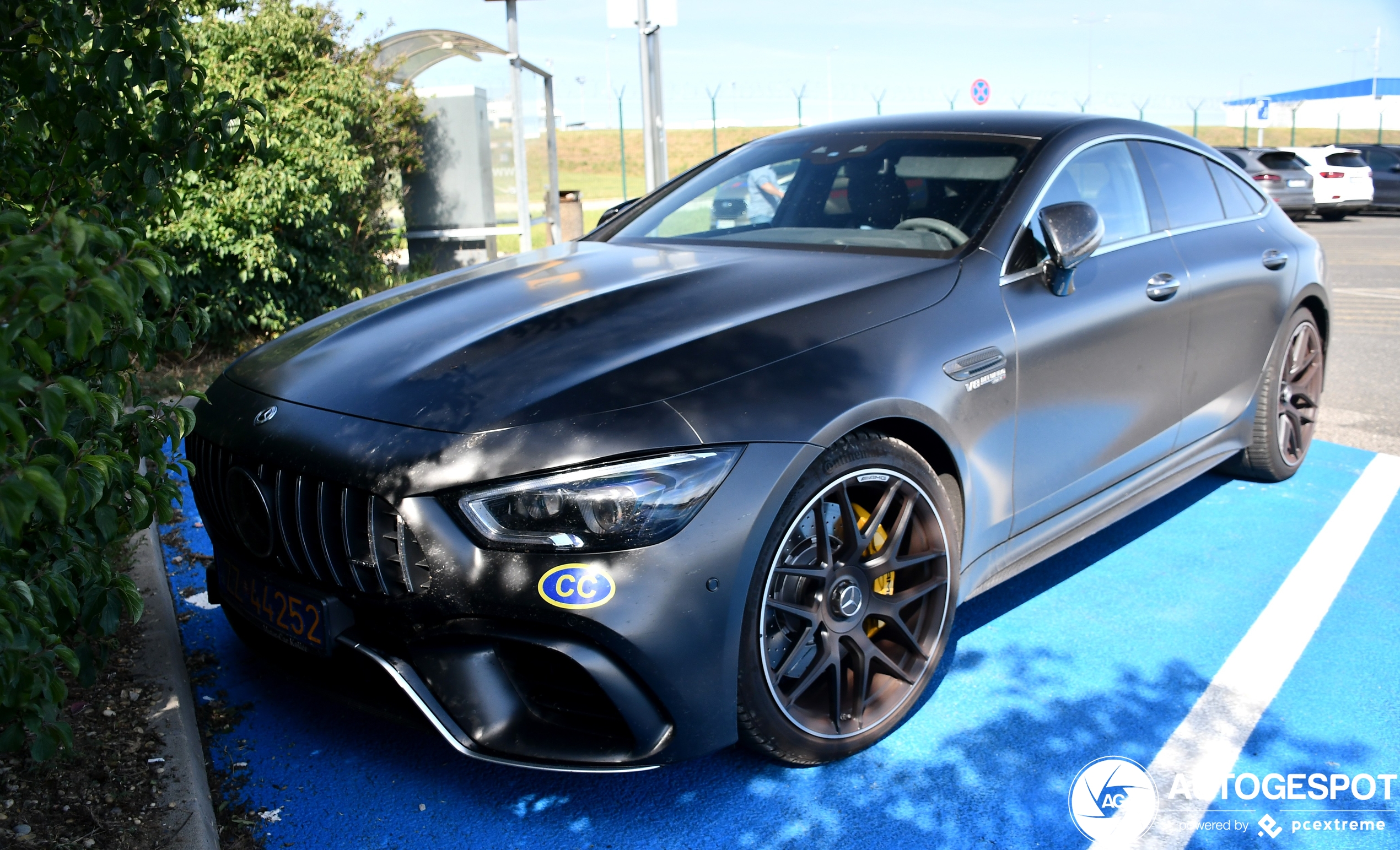 Mercedes-AMG GT 63 S X290