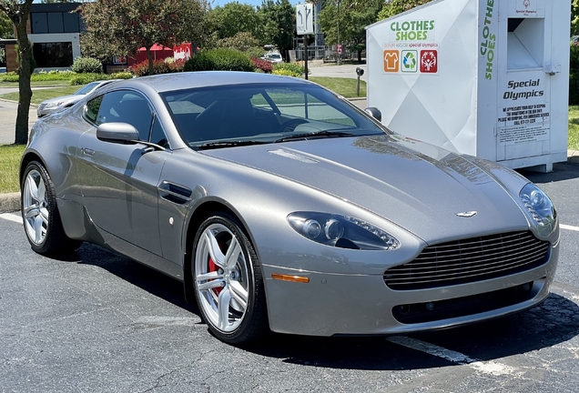 Aston Martin V8 Vantage