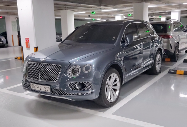 Bentley Bentayga V8