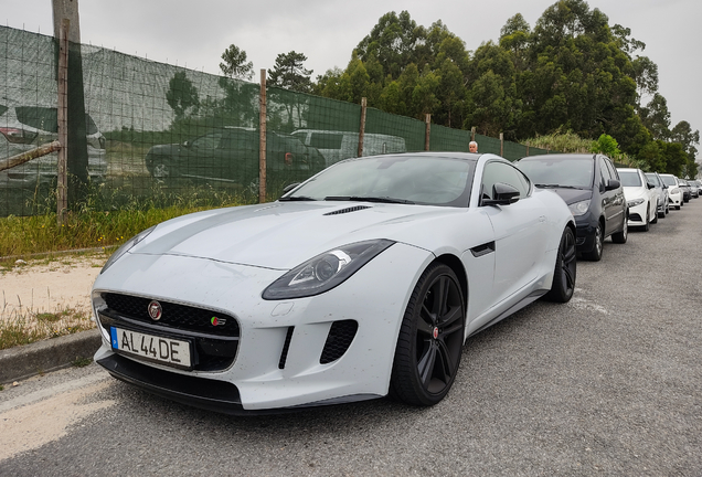 Jaguar F-TYPE S Coupé