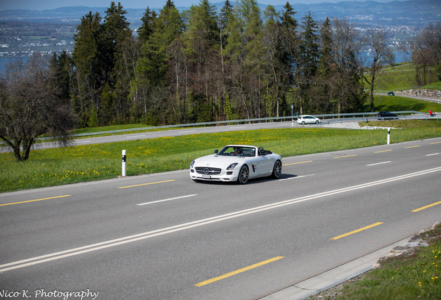 Mercedes-Benz SLS AMG GT Roadster