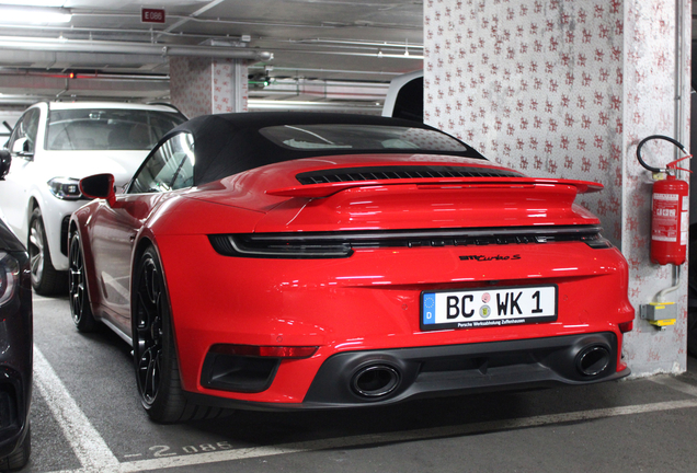 Porsche 992 Turbo S Cabriolet