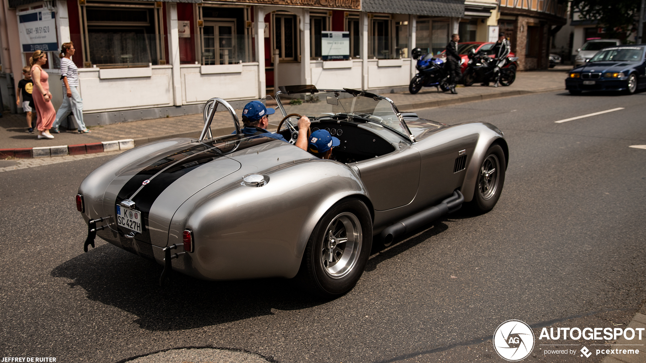 AC Cobra Superformance 427