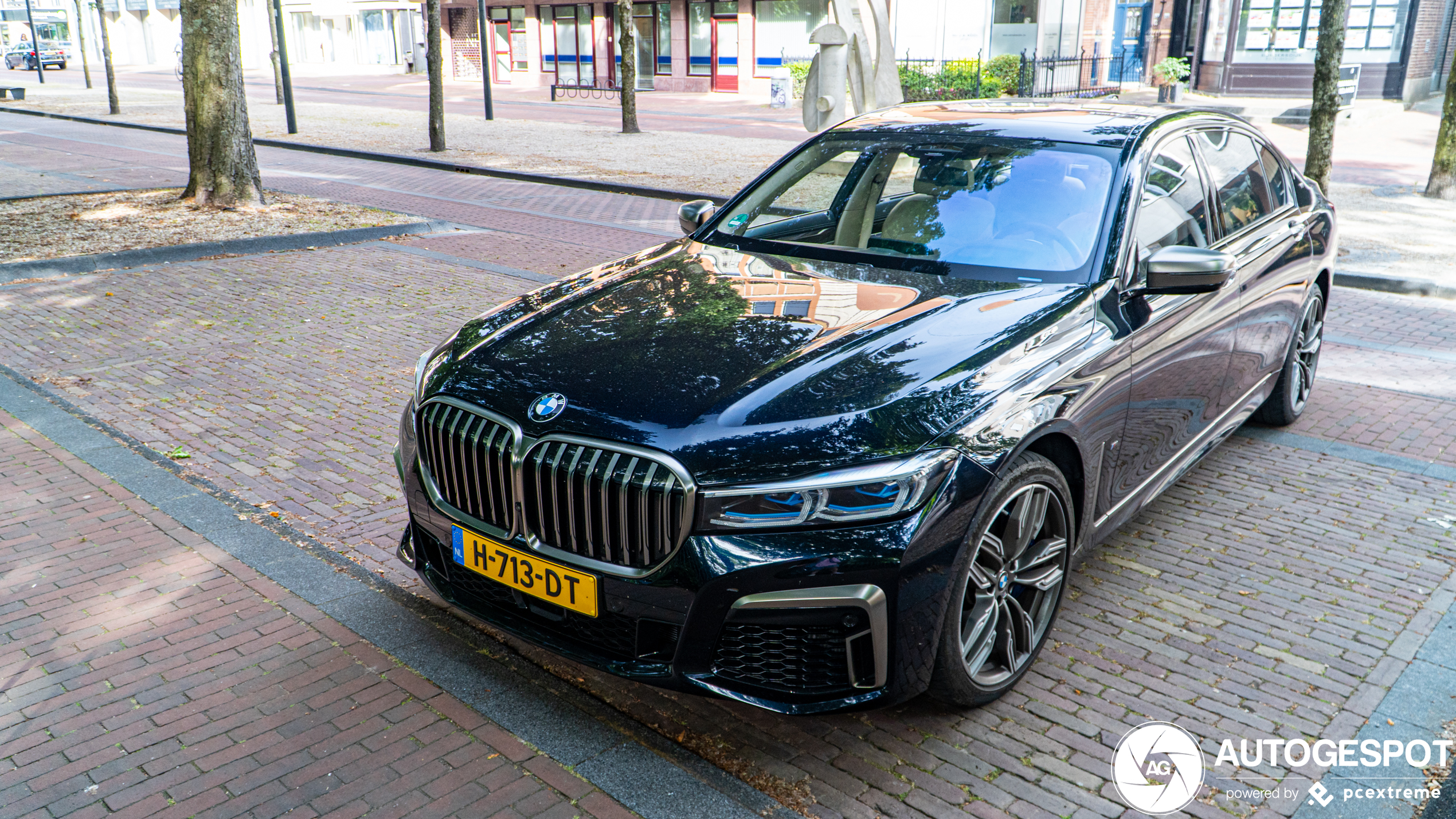 BMW M760Li xDrive 2019