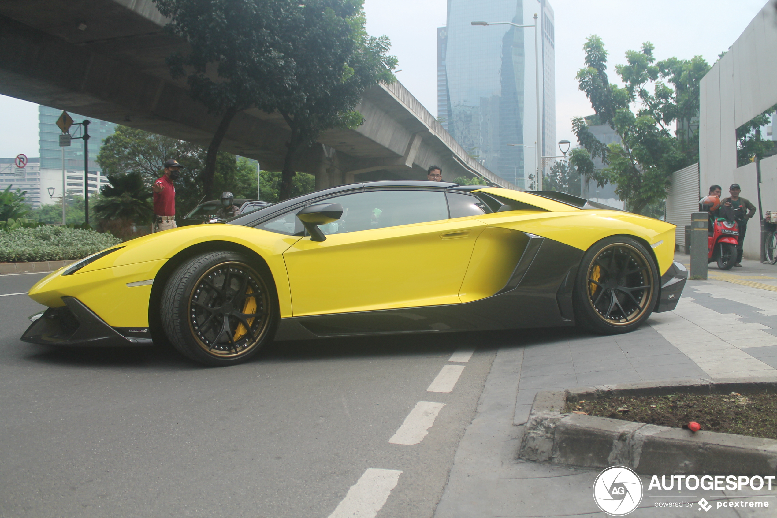 Lamborghini Aventador LP720-4 Roadster 50° Anniversario