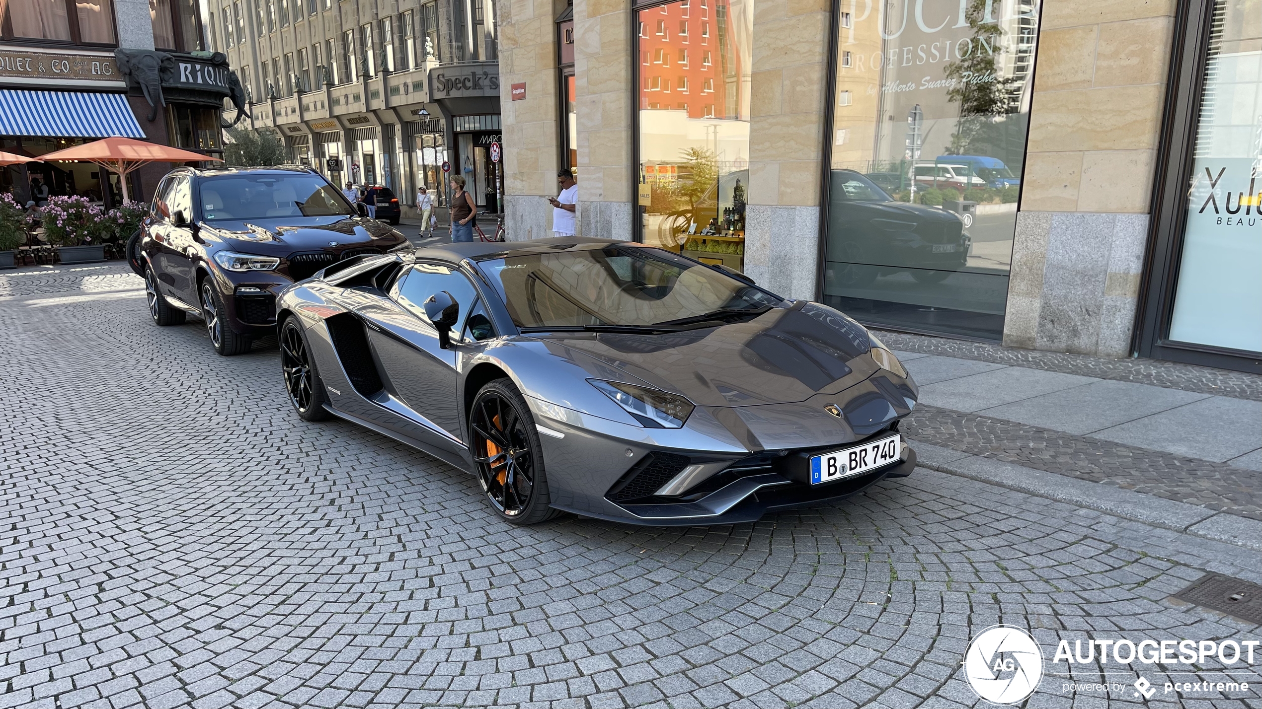 Lamborghini Aventador S LP740-4 Roadster