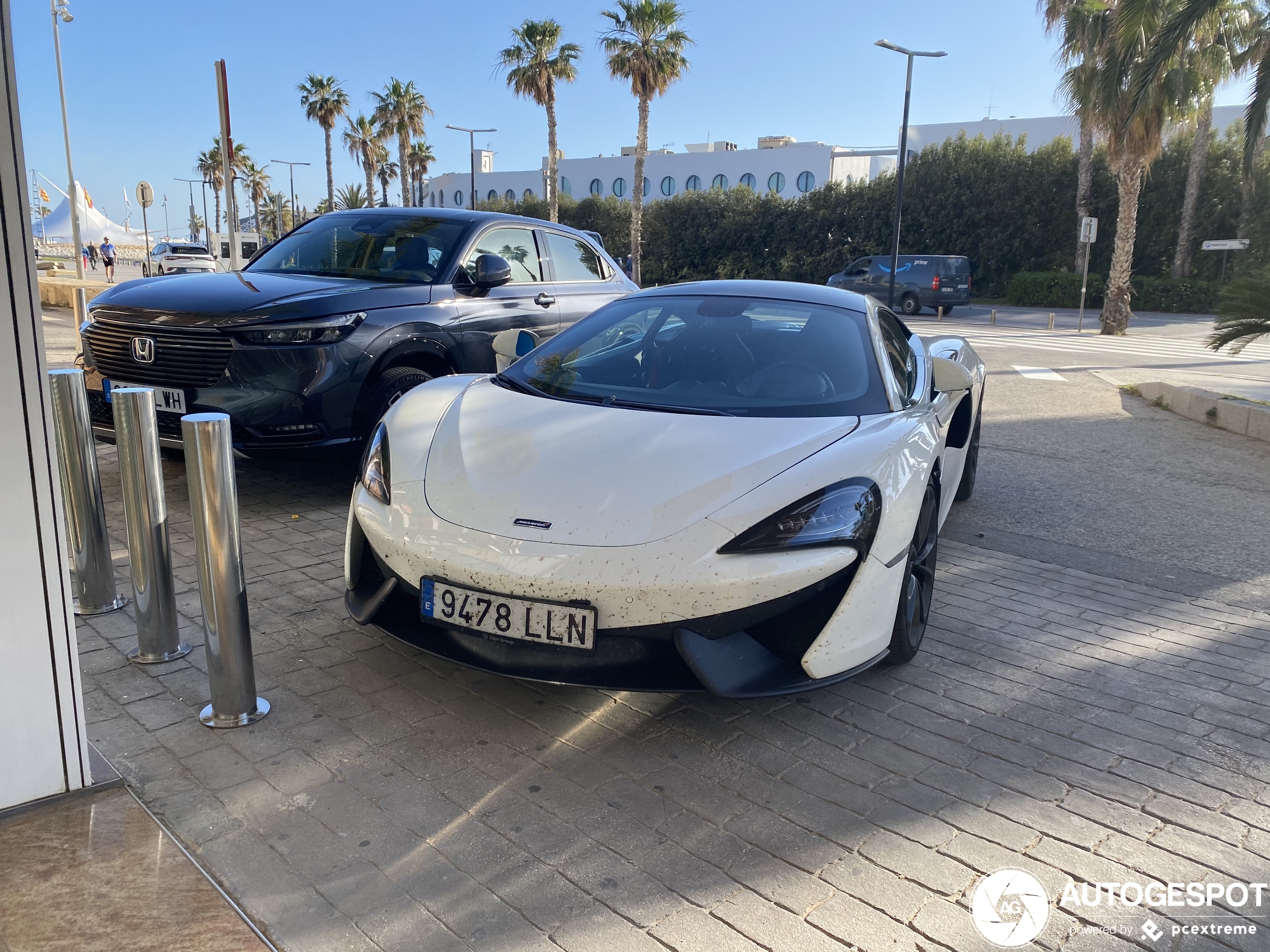 McLaren 570GT