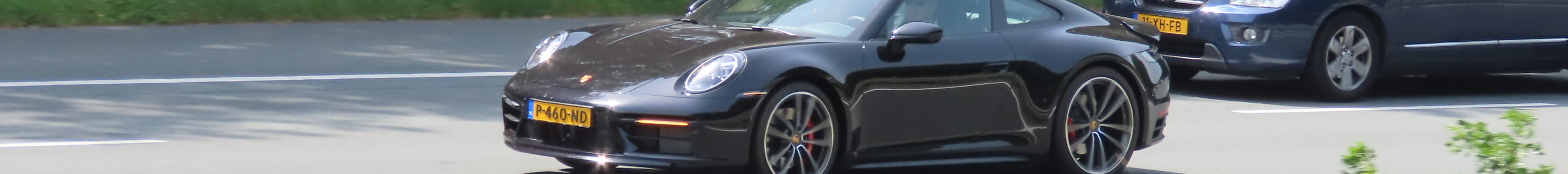 Porsche 992 Carrera 4S