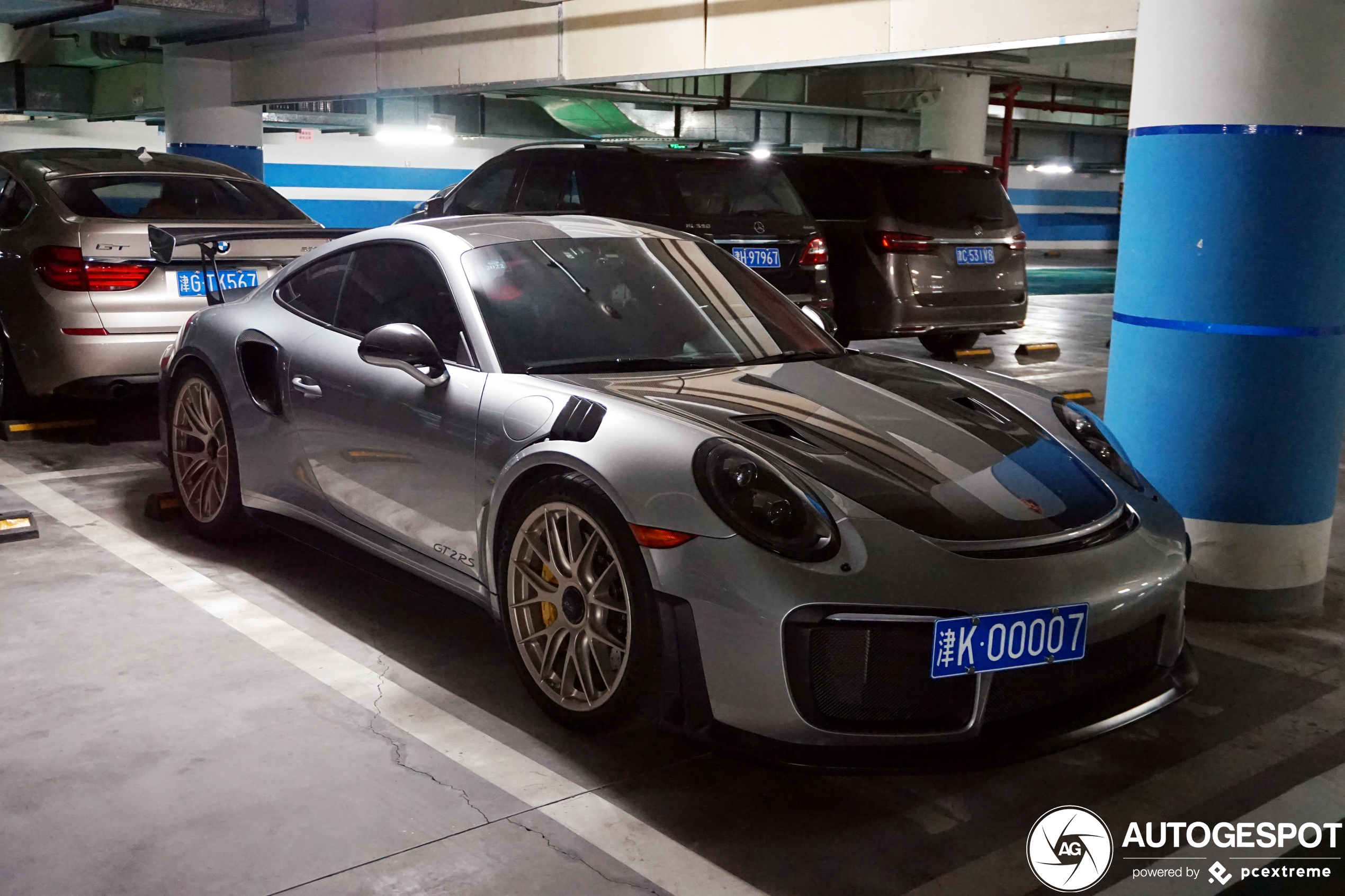 Porsche 991 GT2 RS Weissach Package