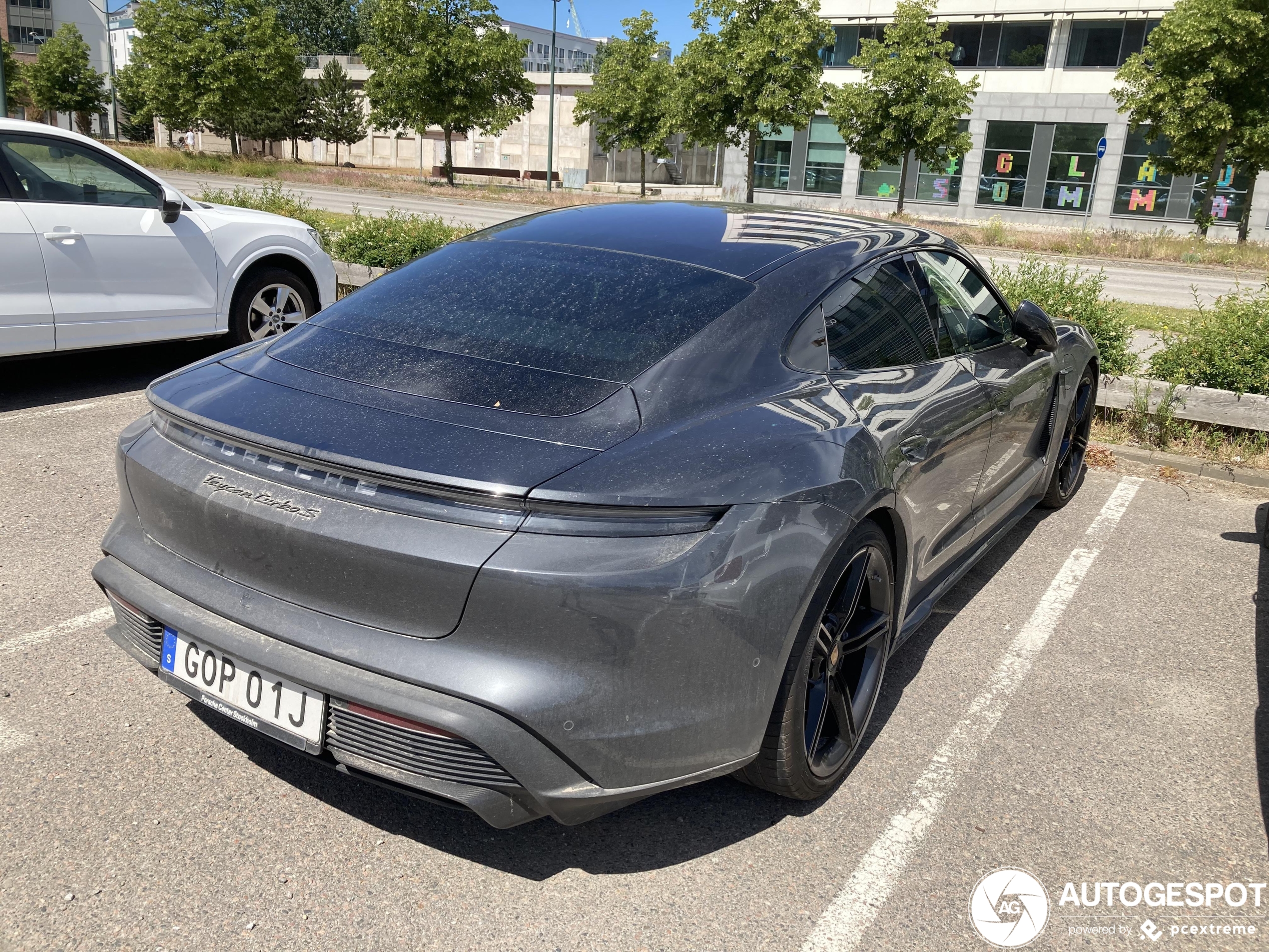 Porsche Taycan Turbo S