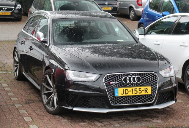 Audi RS4 Avant B8