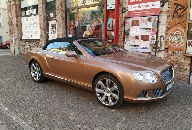 Bentley Continental GTC 2012