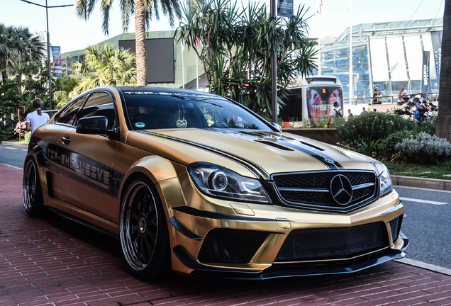 Mercedes-Benz C 63 AMG Coupé