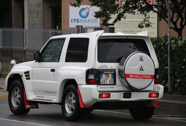 Mitsubishi Shogun Evolution