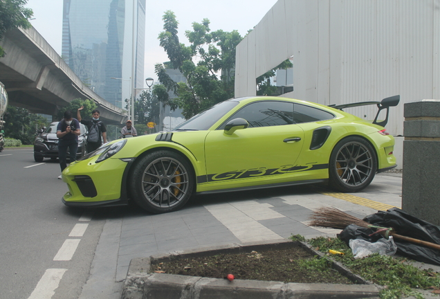 Porsche 991 GT3 RS MkII Weissach Package