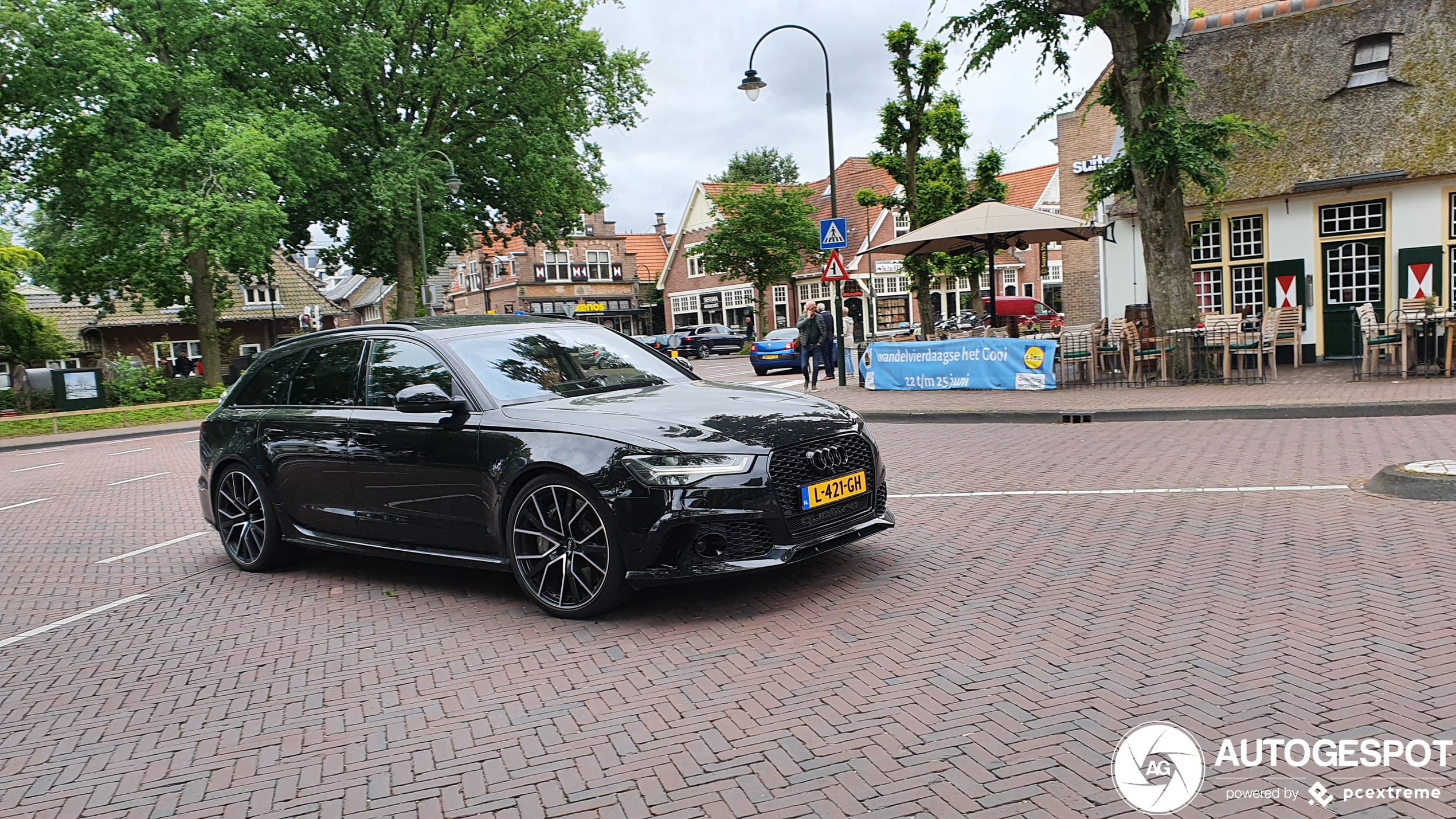 Audi RS6 Avant C7 2015