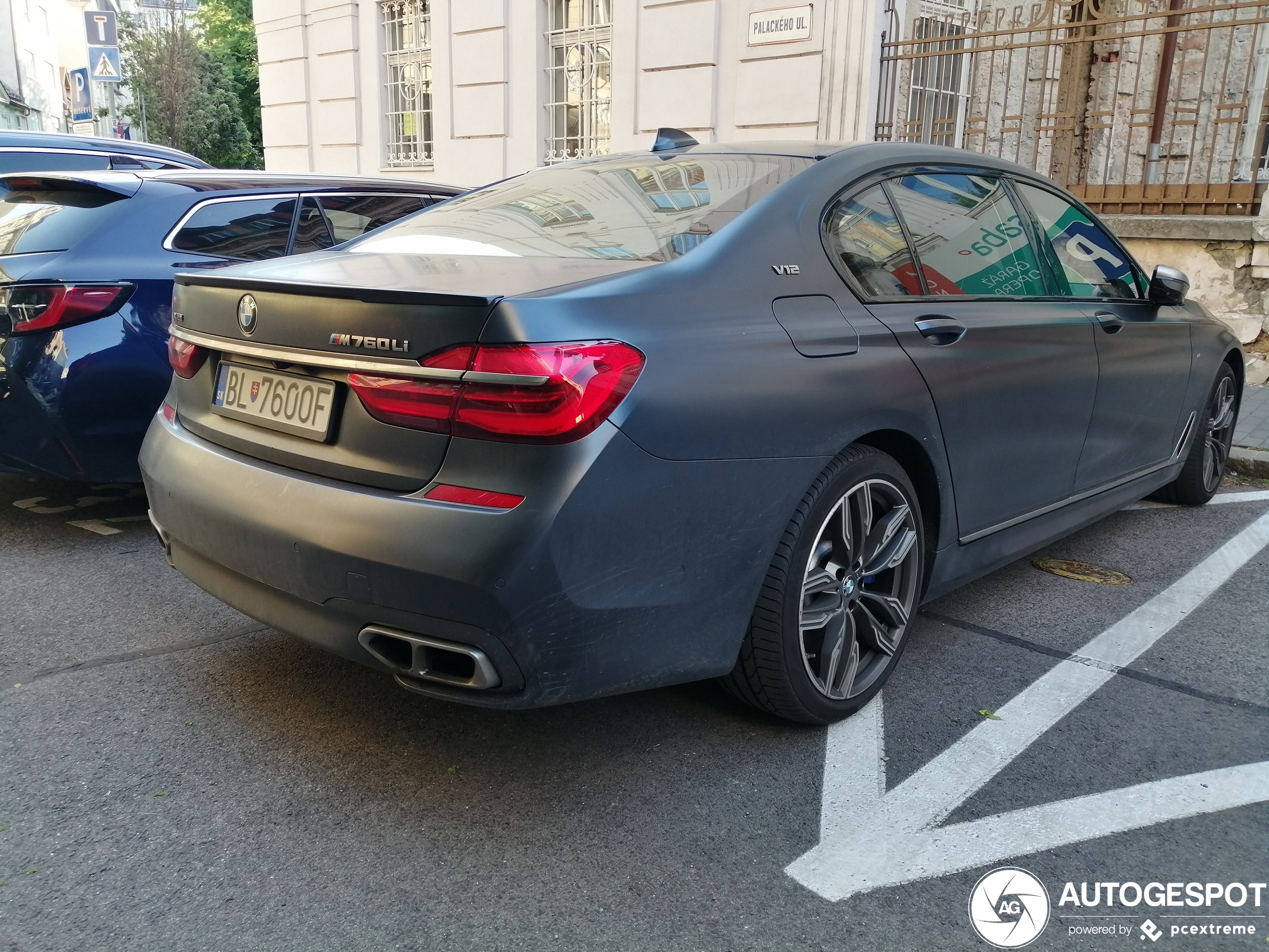 BMW M760Li xDrive