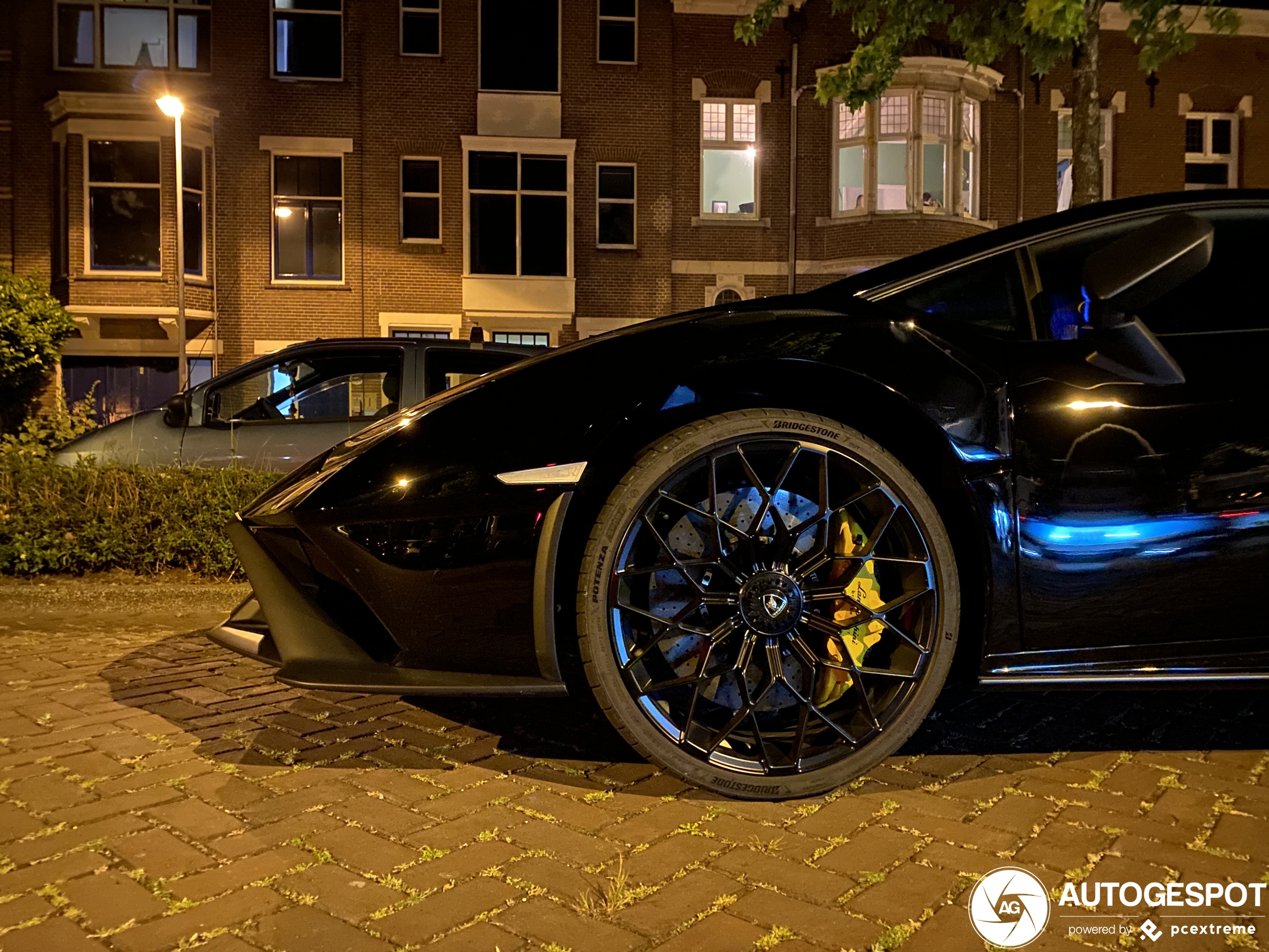 Lamborghini Huracán LP640-2 STO