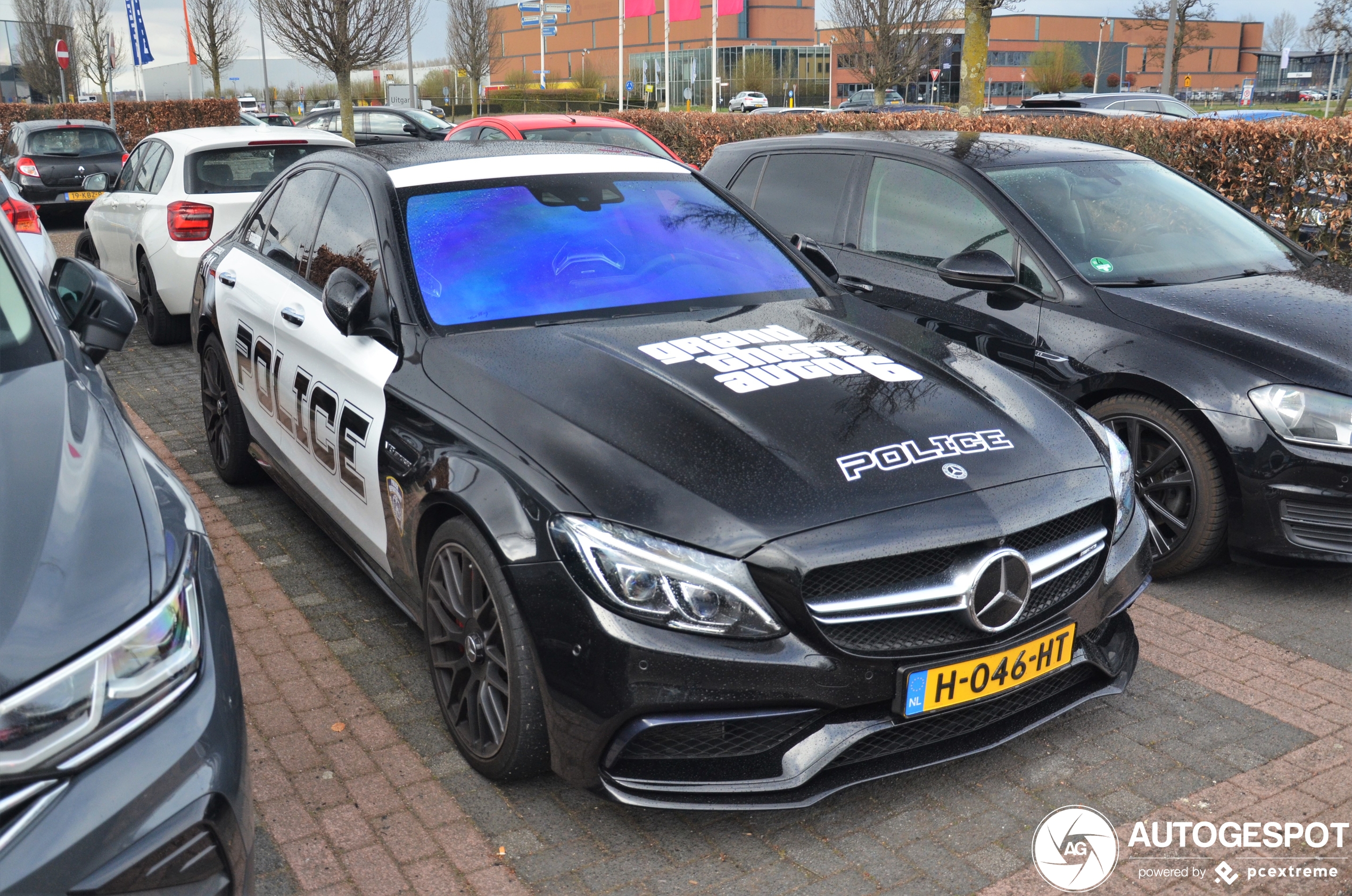 Mercedes-AMG C 63 S W205