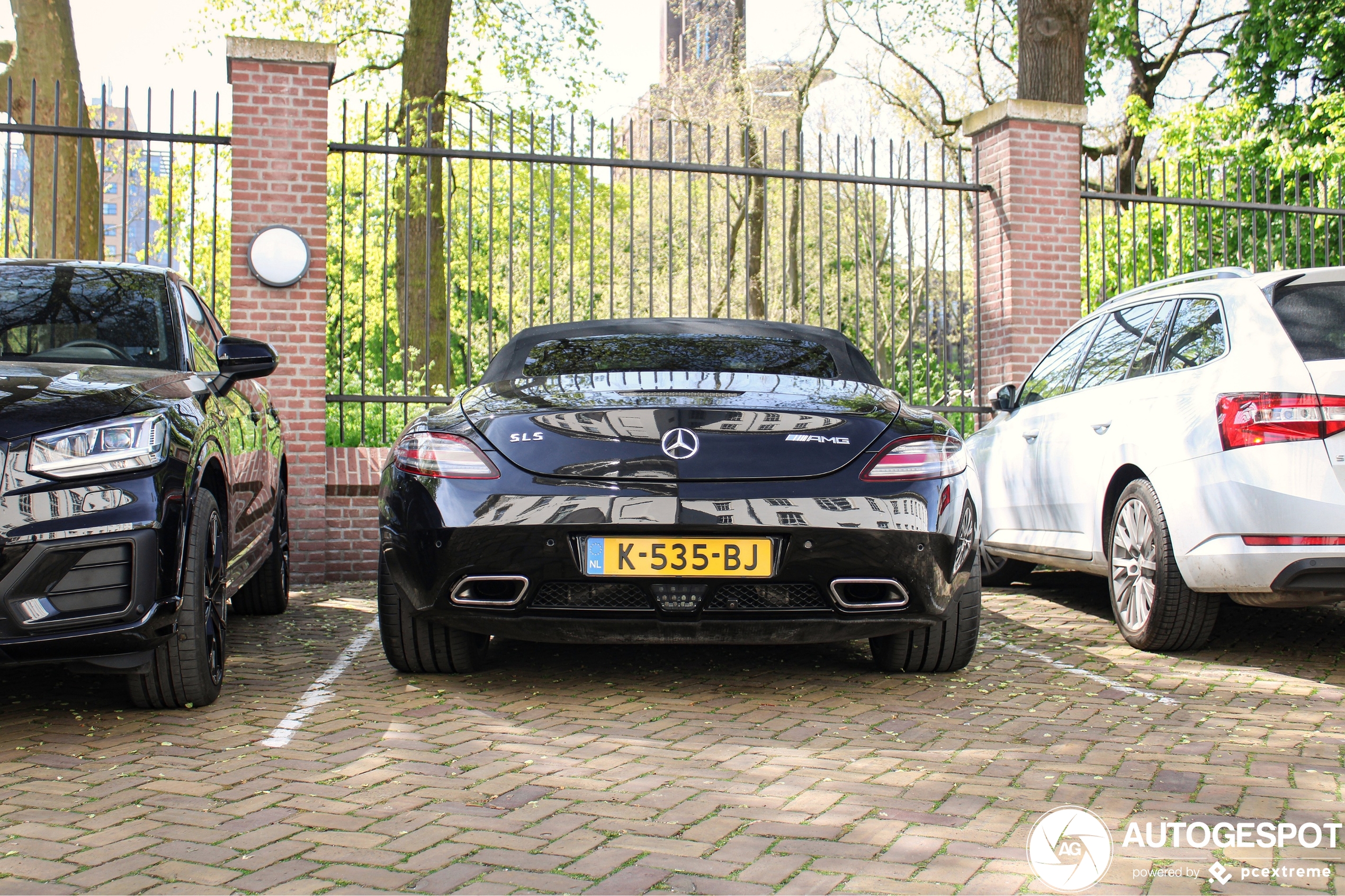 Mercedes-Benz SLS AMG Roadster