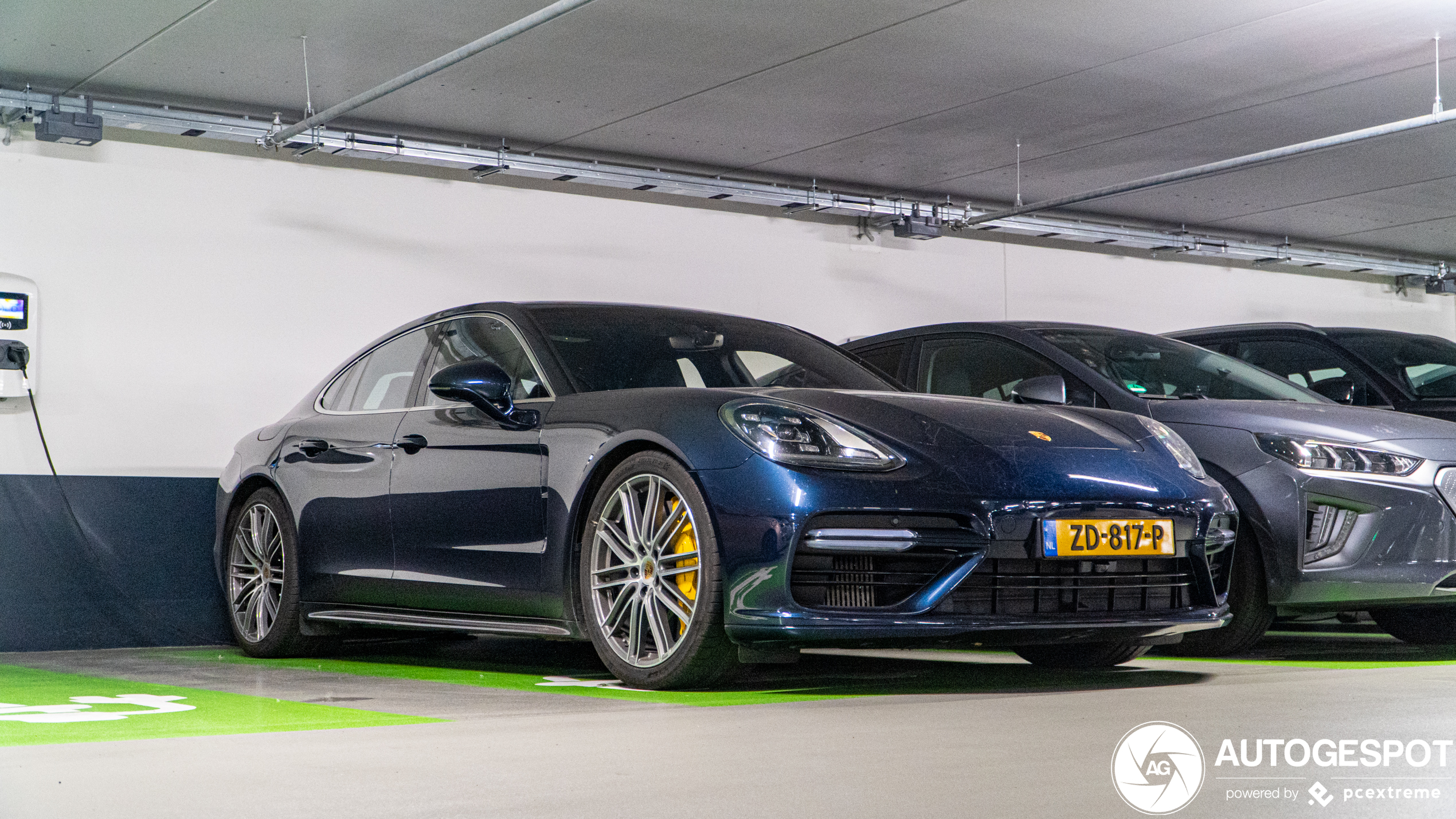 Porsche 971 Panamera Turbo S E-Hybrid