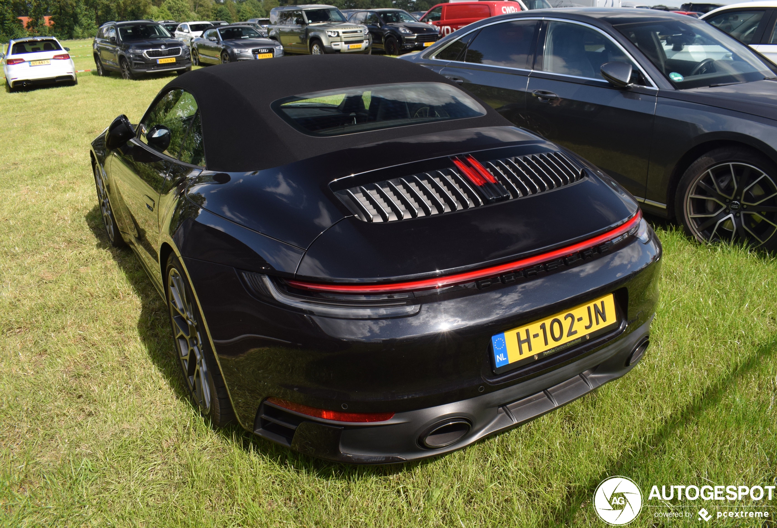 Porsche 992 Carrera 4S Cabriolet